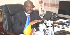 Le Ministre des Finances et du Budget Monsieur MBOGO NGABO SELI, face aux journalistes de la Presse Publique et privée