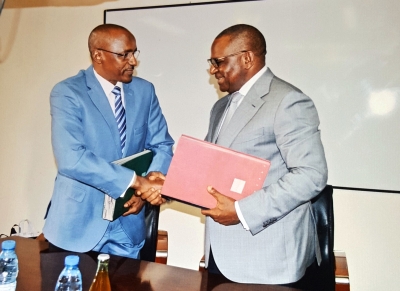 COOPERATION DOUANIERE délégation des douanes tchadienne en visite de travail avec la Douane Camerounaise à Douala.