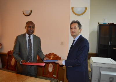 SIGNATURE D&rsquo;UN ACCORD D&rsquo;ANNULATION DE LA DETTE ENTRE L&rsquo;ITALIE ET LE TCHAD