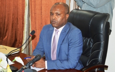 Le Ministre des Finances et du Budget accélère le processus d’Informatisation et de Bancarisation des services des Douanes
