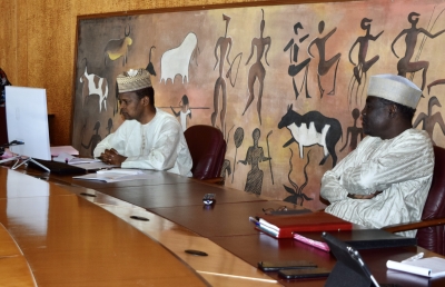 MOT D’OUVERTURE DE MONSIEUR TAHIR HAMID NGUILIN, PRESIDENT EN EXERCICE DU COMITE MINISTERIEL DE L’UNION MONETAIRE DE L’AFRIQUE CENTRALE A L’OCCASION DE LA REUNION TRIPARTITE ETATS MEMBRES, INSTITUTIONS DE LA CEMAC ET FMI-BANQUE MONDIALE PAR VISIOCON